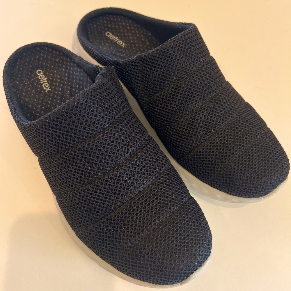 Aetrex Harley Slip-on black sneakers